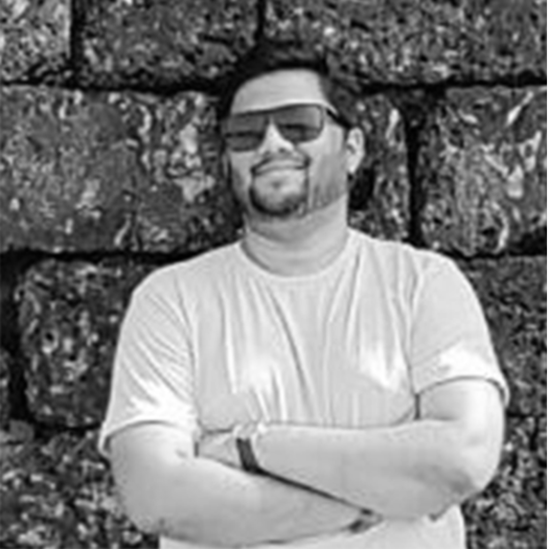 Senior Consultant Architect Ar.Pratik Girwalkar.png